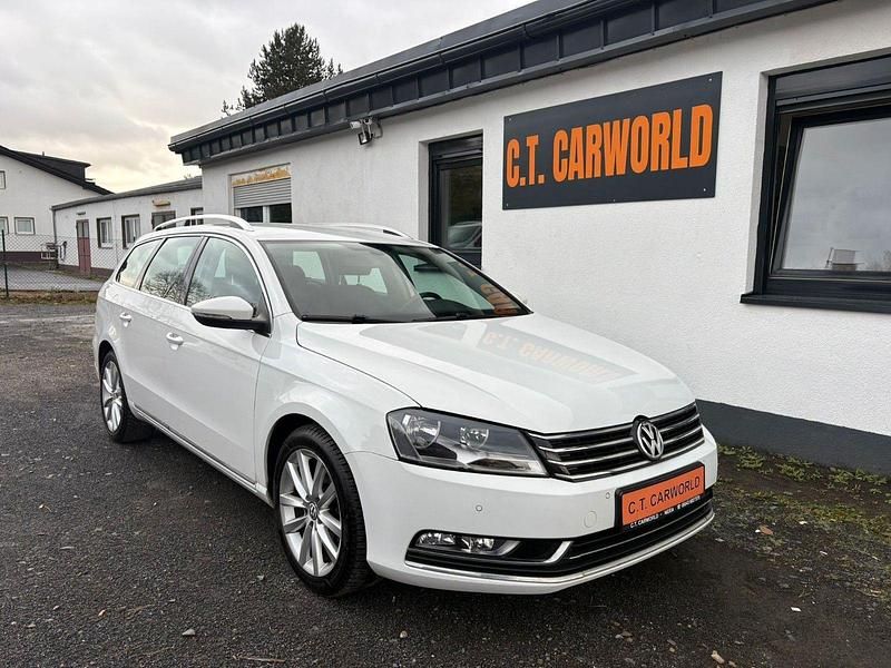 Weiß Gebraucht 2011 VW Passat Kombi | 8.390 € (Fairer Preis) - Bild 1/4