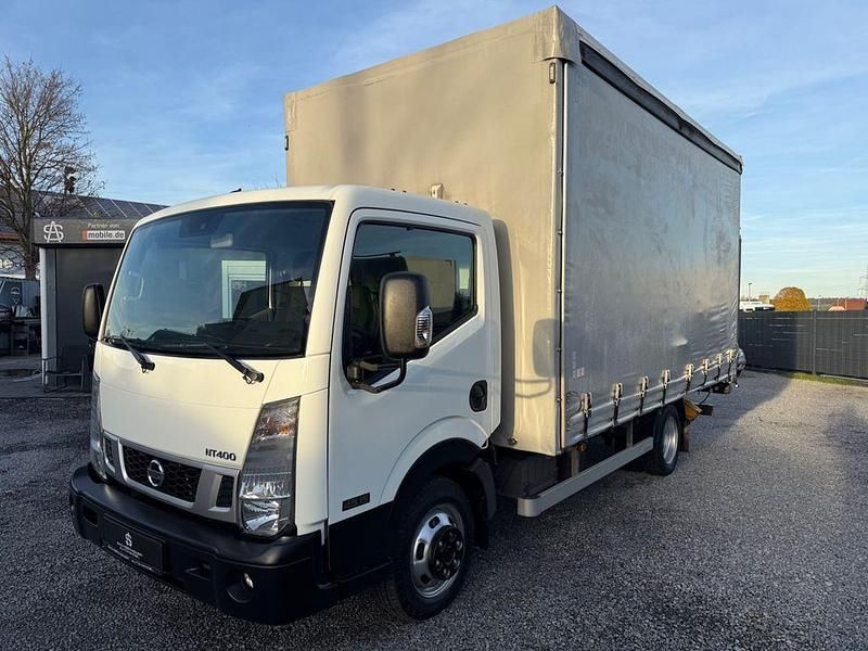 Gebraucht Nissan Cabstar 150 PS (110 kW) 2017 Weiß Pickup