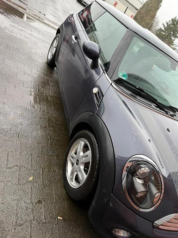 Gebraucht Mini Cooper D 111 PS (81 kW) 2011 Grau Kleinwagen