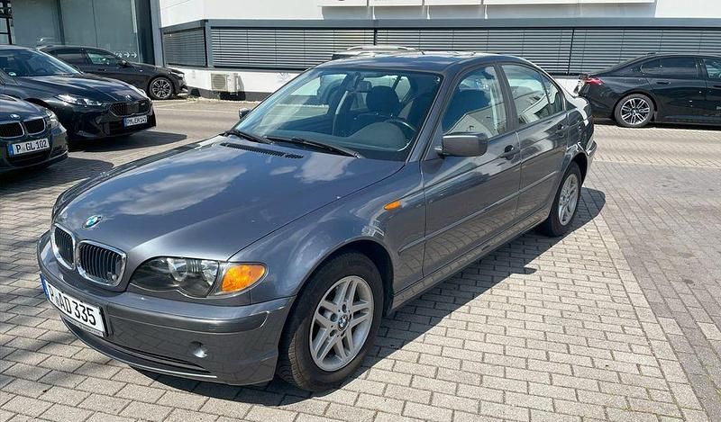 Grau Gebraucht 2002 BMW 316 Limousine | 2.900 € (Fairer Preis) - Bild 1/4