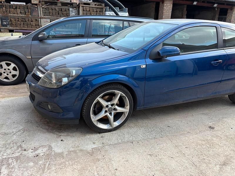 Gebraucht Opel Astra 200 PS (147 kW) 2007 Blau Coupé