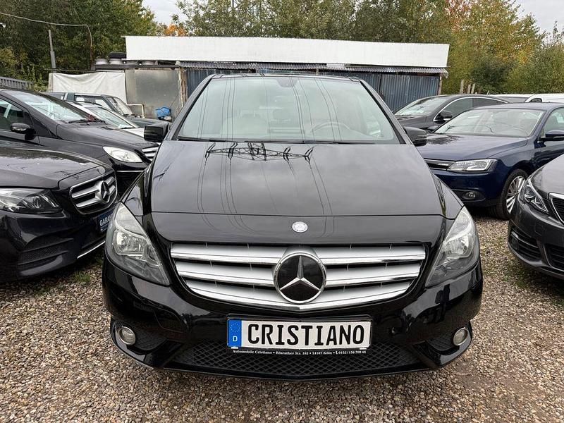 Gebraucht 2013 Mercedes B180 Van / Kleinbus | 9.999 € (Fairer Preis) - Bild 1/4