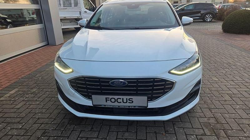 Gebraucht Ford Focus Titanium 116 PS (85 kW) 2024 Weiß Limousine