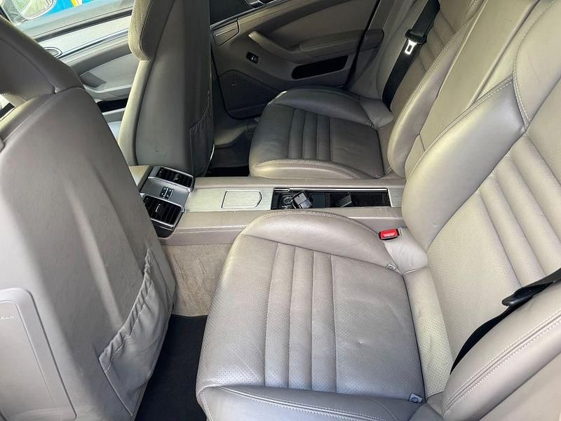 Gebraucht Porsche Panamera Turbo 500 PS (367 kW) 2010 Grau Limousine