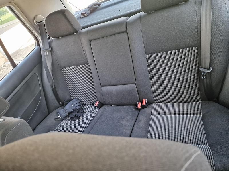 Gebraucht VW Golf IV 101 PS (74 kW) 2000 Schwarz Kleinwagen