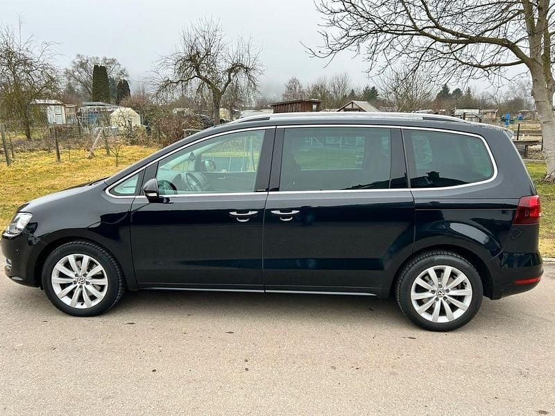 Gebraucht VW Sharan IQ Drive 177 PS (130 kW) 2020 Schwarz Van / Kleinbus