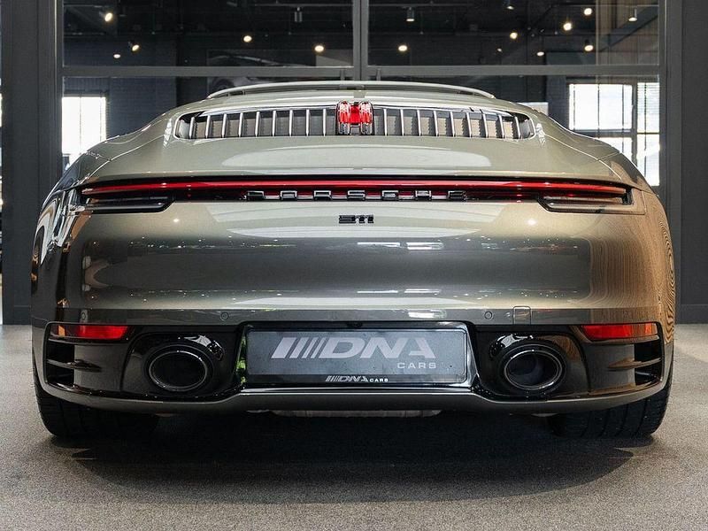 Gebraucht Porsche 911 Carrera 4S Cabriolet 451 PS (331 kW) 2020 Grün Cabrio