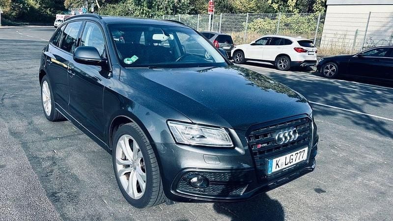 Grau Gebraucht 2017 Audi SQ5 Competition SUV | 26.500 € (Superpreis) - Bild 1/4