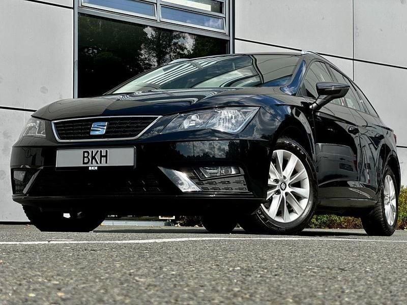 Schwarz Gebraucht 2018 Seat Leon ST Style Kombi | 8.998 € (Guter Preis) - Bild 1/4