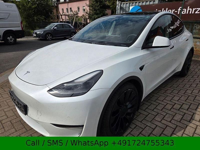 Weiß Gebraucht 2022 Tesla Model Y Performance SUV | 34.990 € (Superpreis) - Bild 1/4