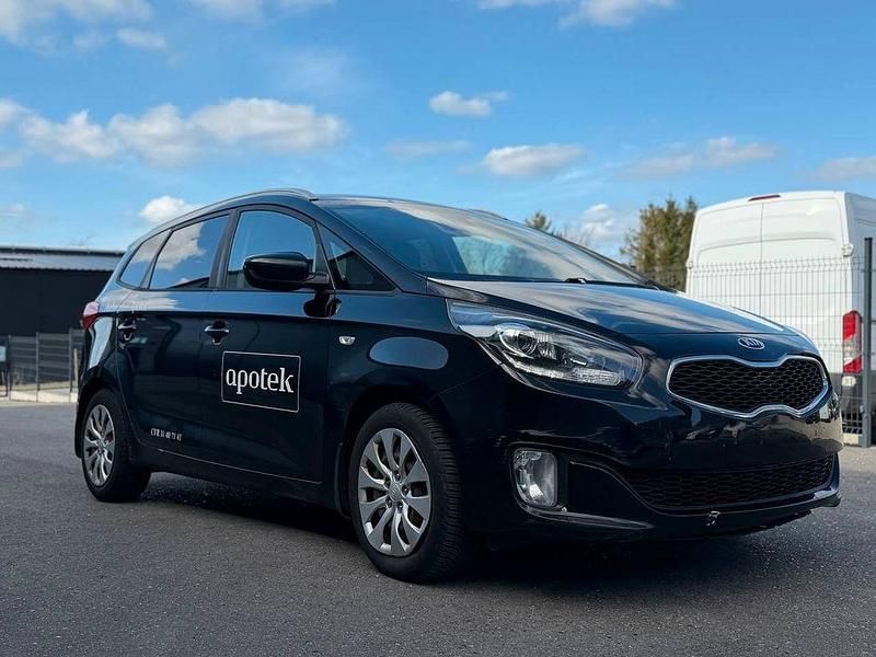 Gebraucht Kia Carens 135 PS (99 kW) 2017 Schwarz Van / Kleinbus