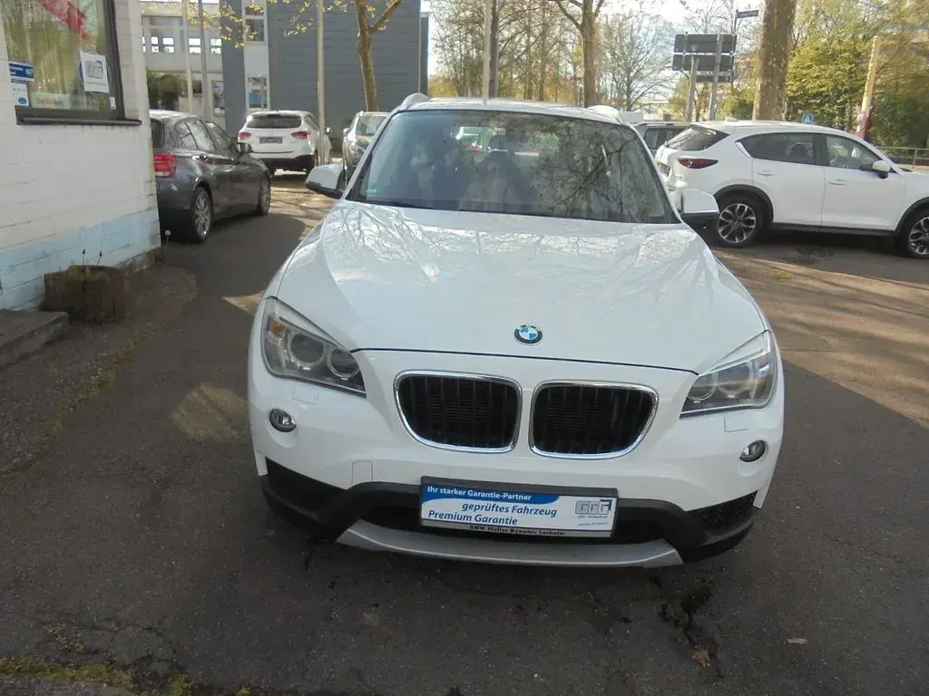 Gebraucht BMW X1 143 PS (105 kW) 2012 Weiß SUV