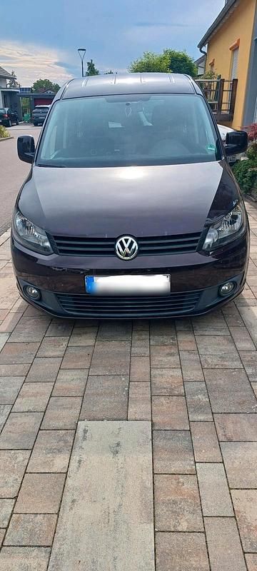 Violet Gebraucht 2012 VW Caddy Maxi Van / Kleinbus | 8.250 € (Fairer Preis) - Bild 1/4