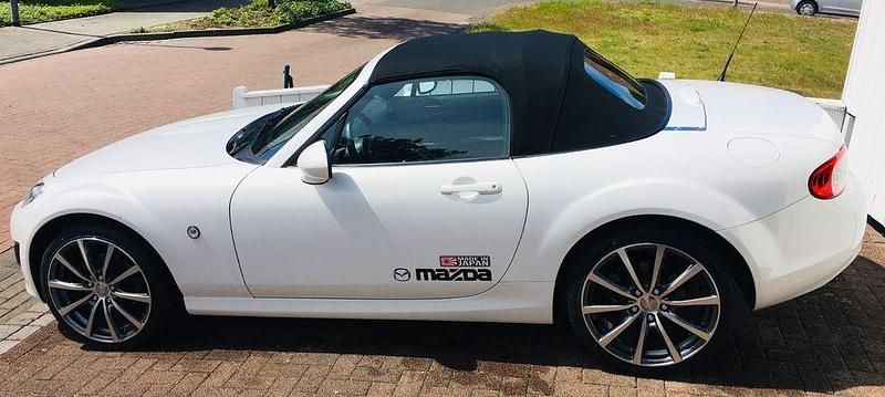 Gebraucht Mazda MX5 Center-Line 126 PS (92 kW) 2012 Weiß Cabrio