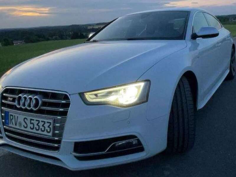 Weiß Gebraucht 2011 Audi S5 Sportback Kleinwagen | 24.749 € (Fairer Preis) - Bild 1/4