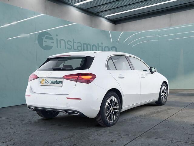 Gebraucht Mercedes A180 Advanced 136 PS (100 kW) 2024 Weiß Limousine