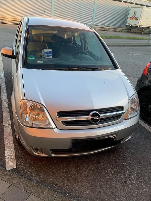 Gebraucht Opel Meriva 100 PS (73 kW) 2004 Silber Van / Kleinbus