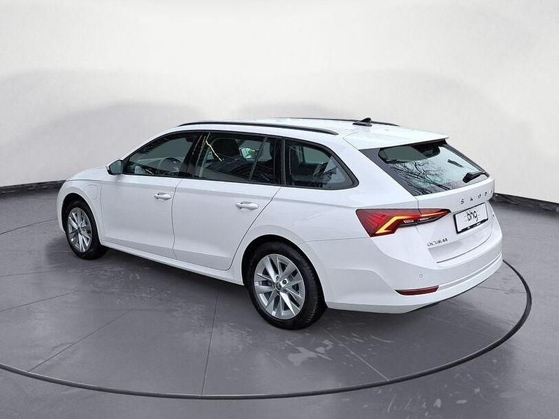 Gebraucht Skoda Octavia 204 PS (150 kW) 2023 Weiss