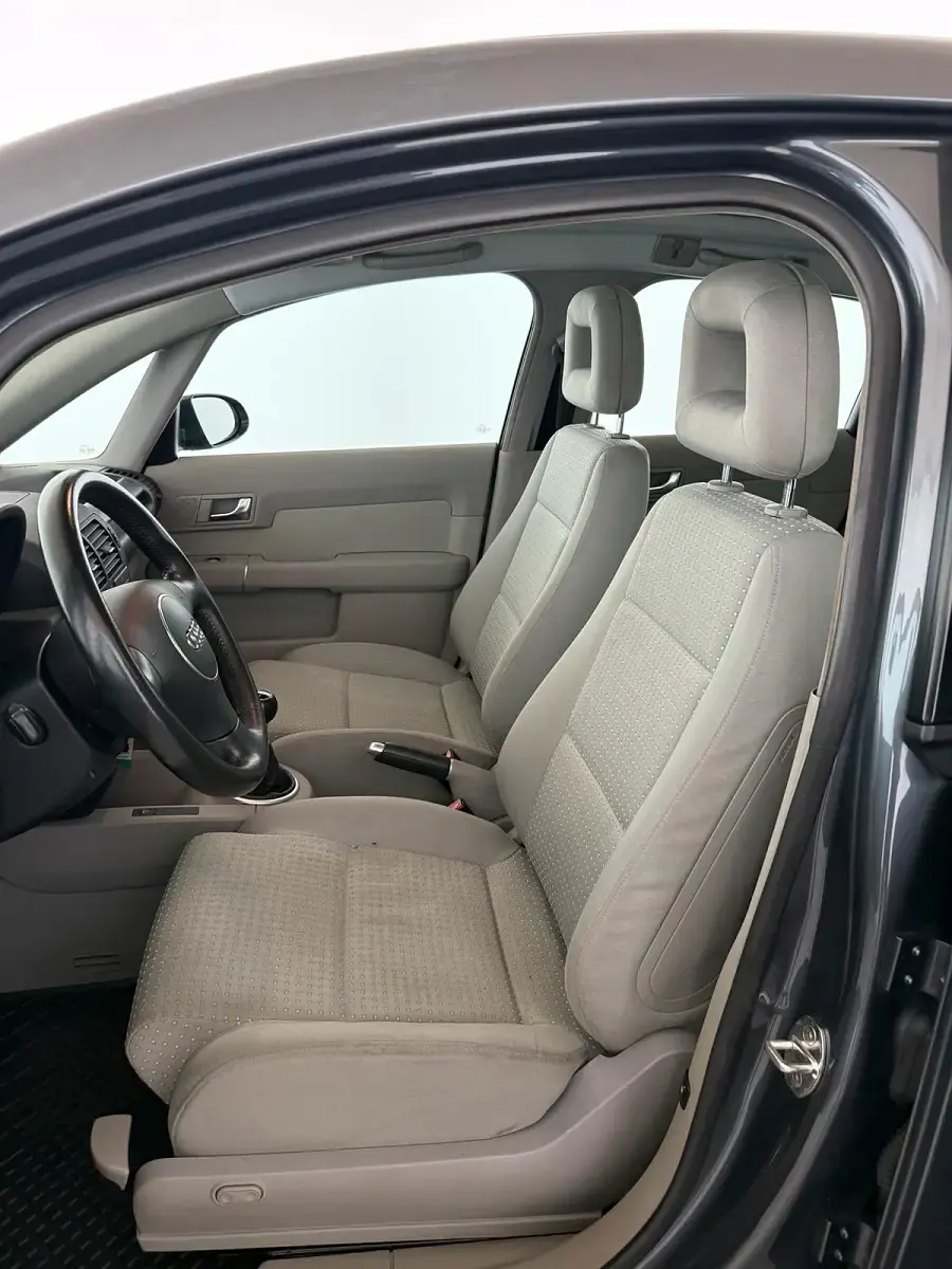 Gebraucht Audi A2 110 PS (80 kW) 2002 Grau Kleinwagen
