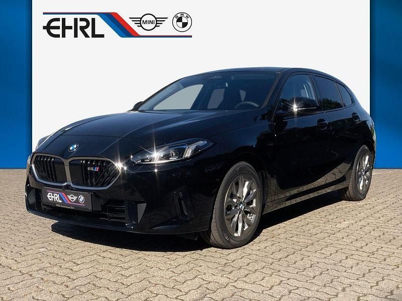 Schwarz uni Neu 2025 BMW 120 Kleinwagen | 32.940 € (Superpreis) - Bild 1/4