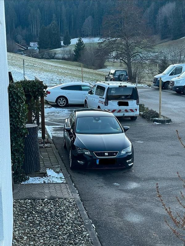 Schwarz Gebraucht 2014 Seat Leon FR Kleinwagen | 6.390 € (Superpreis) - Bild 1/4