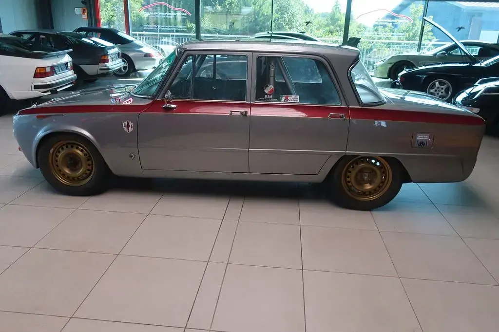 Gebraucht Alfa Romeo Giulia Super 158 PS (116 kW) 1965 Silber Limousine