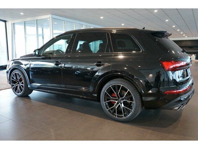 Gebraucht Audi SQ7 Competition 507 PS (372 kW) 2024 Mythosschwarz metallic SUV
