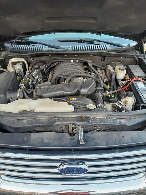 Schwarz Gebraucht 2006 Ford Explorer XL SUV | 10.000 € - Bild 1/4