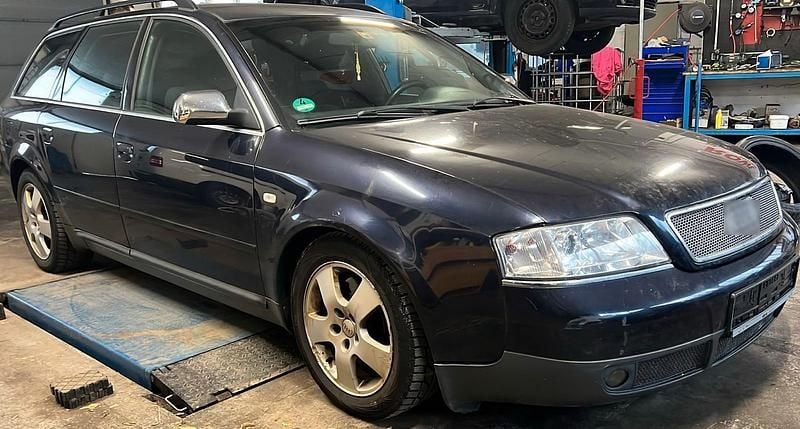 Gebraucht Audi A6 193 PS (141 kW) 2000 Blau Kombi