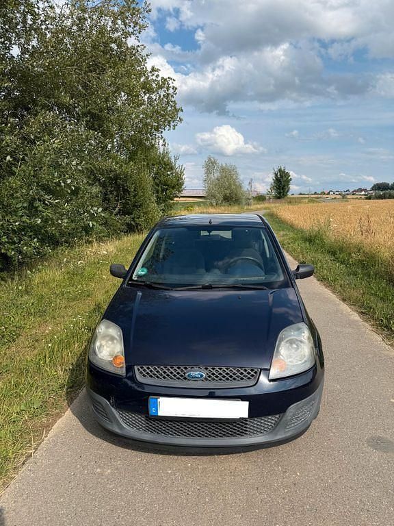 Blau Gebraucht 2007 Ford Fiesta Kleinwagen | 500 € (Superpreis) - Bild 1/4