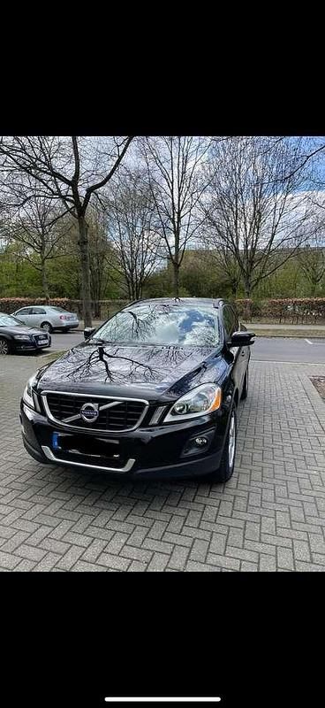 Gebraucht Volvo XC60 Kinetic 175 PS (128 kW) 2010 Schwarz SUV