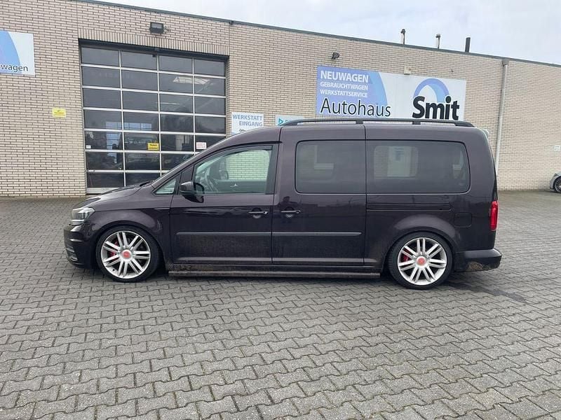 Gebraucht VW Caddy Maxi Trendline 102 PS (75 kW) 2015 Schwarz Van / Kleinbus