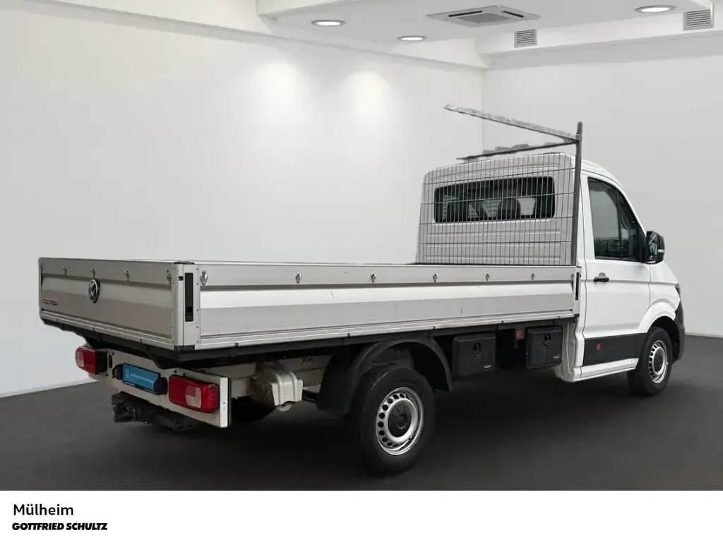 Gebraucht VW Crafter 140 PS (102 kW) 2023 Weiss Van