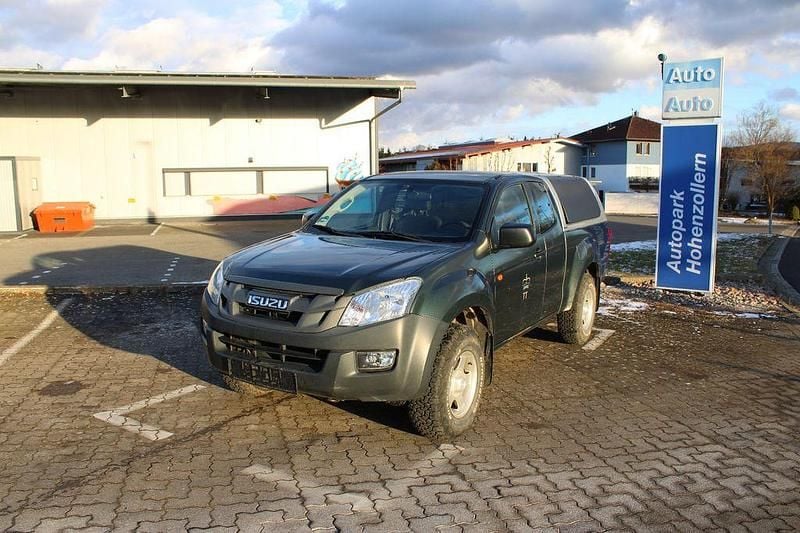 Grün Gebraucht 2015 Isuzu D-Max SUV | 15.999 € (Guter Preis) - Bild 1/4