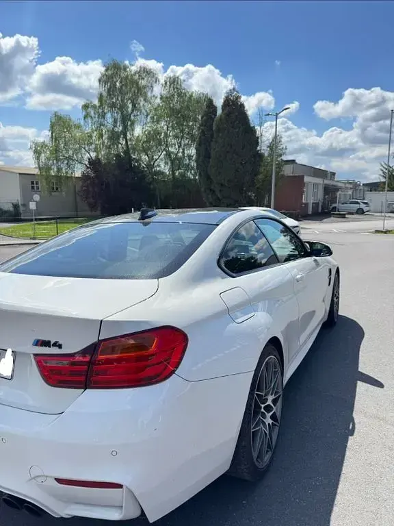 Używany BMW M4 Competition Edition 450 KM (330 kW) 2016