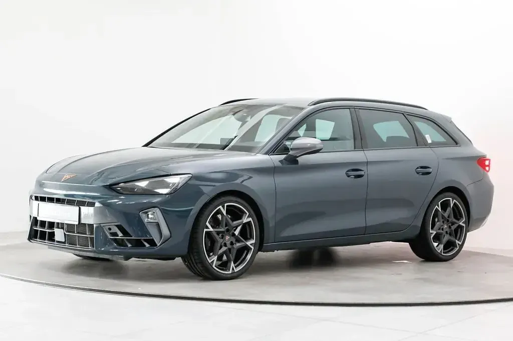 Gebraucht Seat Leon ST 333 PS (244 kW) 2025 Fjordblau Kombi