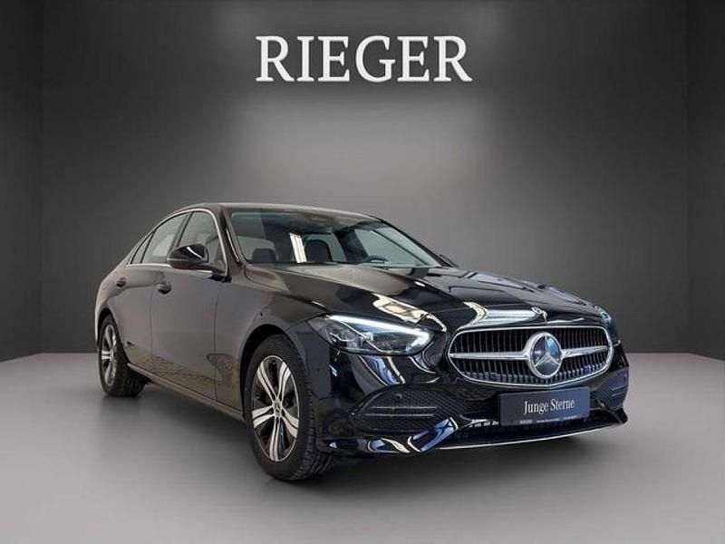 Gebraucht Mercedes C200 Avantgarde 204 PS (150 kW) 2024 Schwarz Limousine