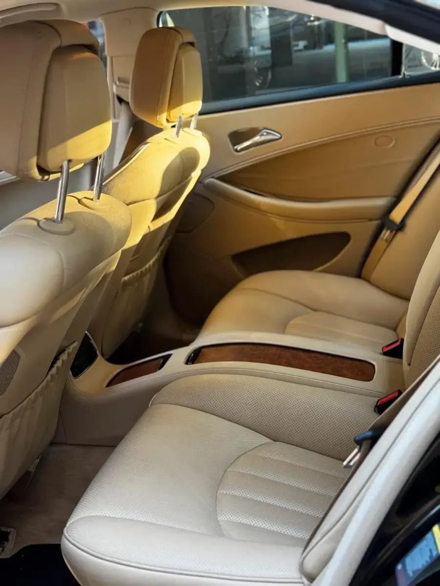 Gebraucht Mercedes CLS350 272 PS (200 kW) 2007 Schwarz Coupé