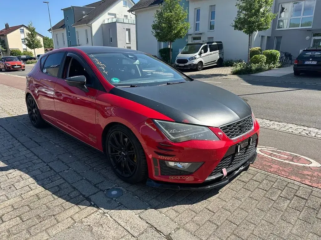 Gebraucht Seat Leon FR 150 PS (110 kW) 2013 Rot Limousine