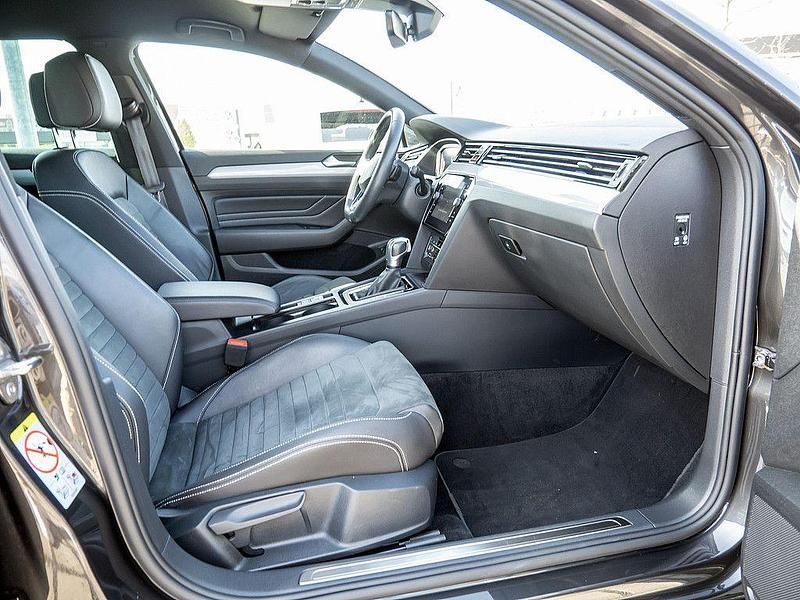 Gebraucht VW Passat GTE 218 PS (160 kW) 2022 Grau Kombi