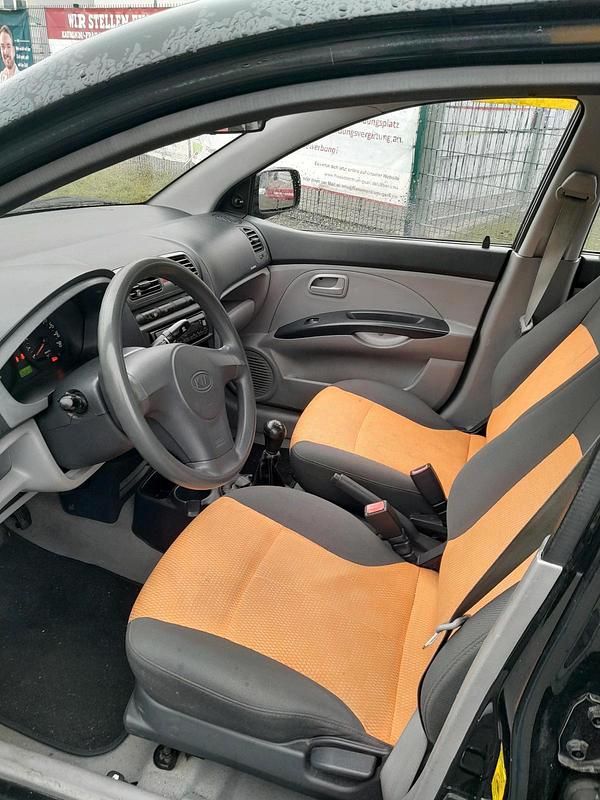 Gebraucht Kia Picanto 61 PS (44 kW) 2007 Schwarz Kleinwagen