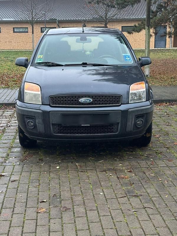 Blau Gebraucht 2007 Ford Fusion Kleinwagen | 1.000 € (Guter Preis) - Bild 1/4