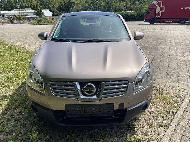 Beige Gebraucht 2009 Nissan Qashqai Acenta SUV | 4.400 € (Guter Preis) - Bild 1/4