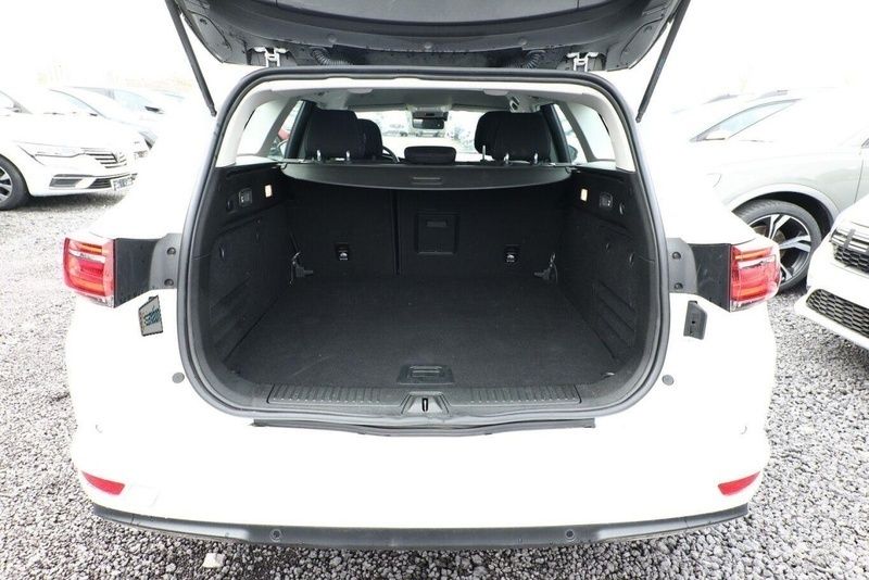 Gebraucht Renault Talisman 159 PS (116 kW) 2022 Weiß Kombi