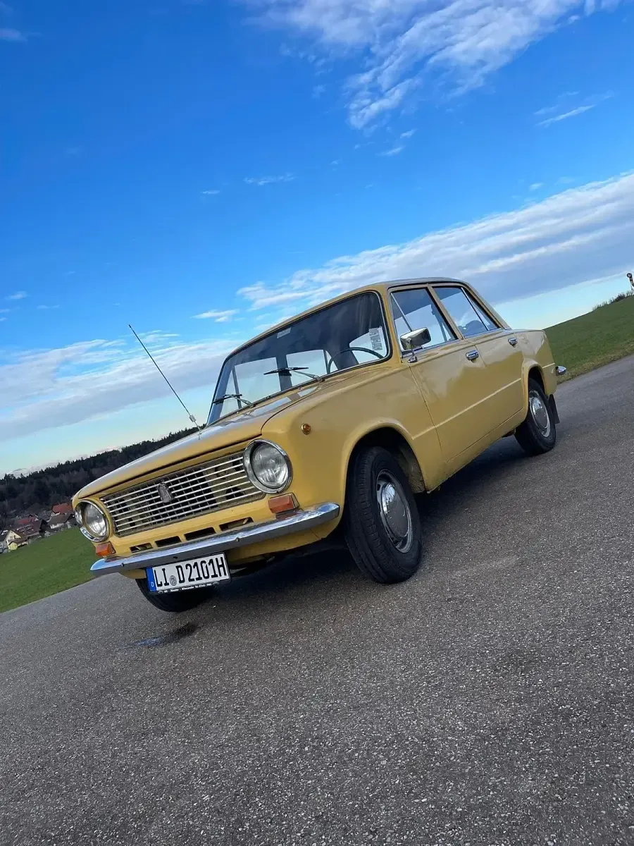 Gebraucht Lada 2101 63 PS (46 kW) 1980 Gelb Limousine