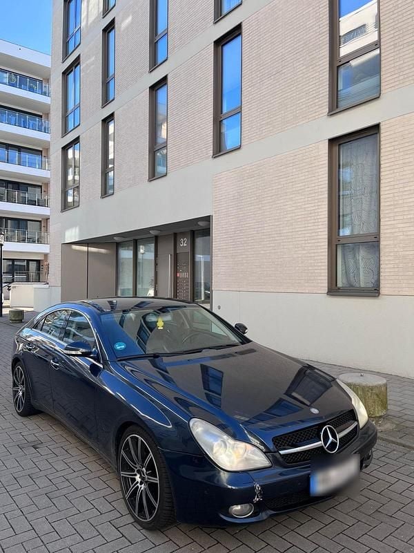 Gebraucht Mercedes CLS320 224 PS (164 kW) 2006 Blau Coupé