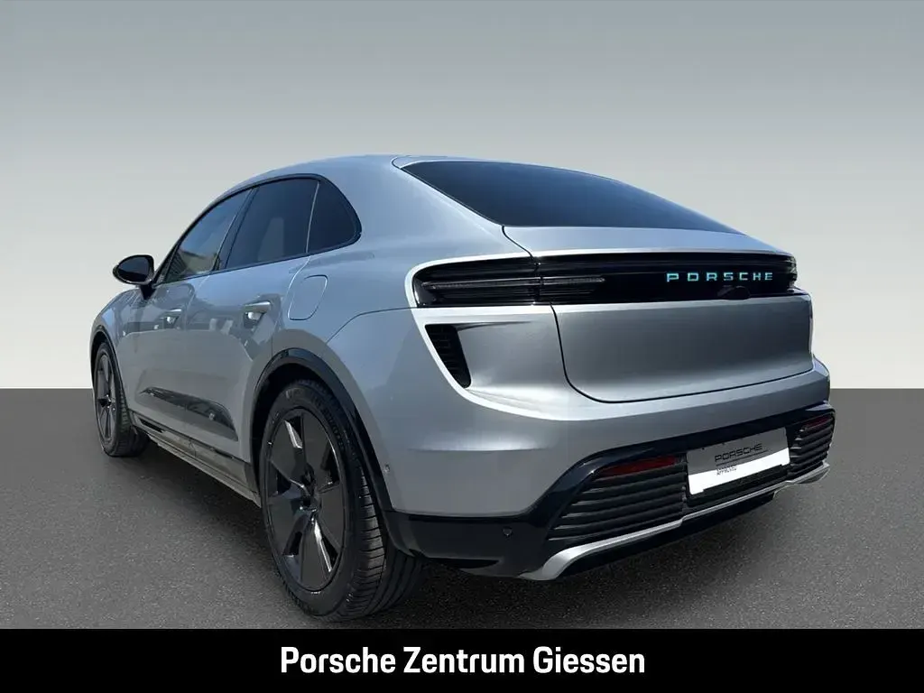 Gebraucht Porsche Macan 469 kW (639 PS) 2025 Silber SUV