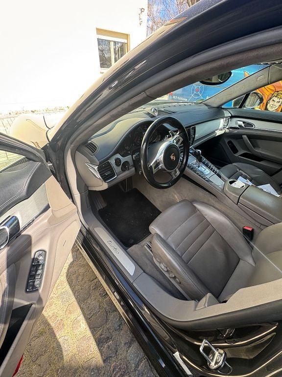 Gebraucht Porsche Panamera Turbo 500 PS (367 kW) 2010 Grau Limousine