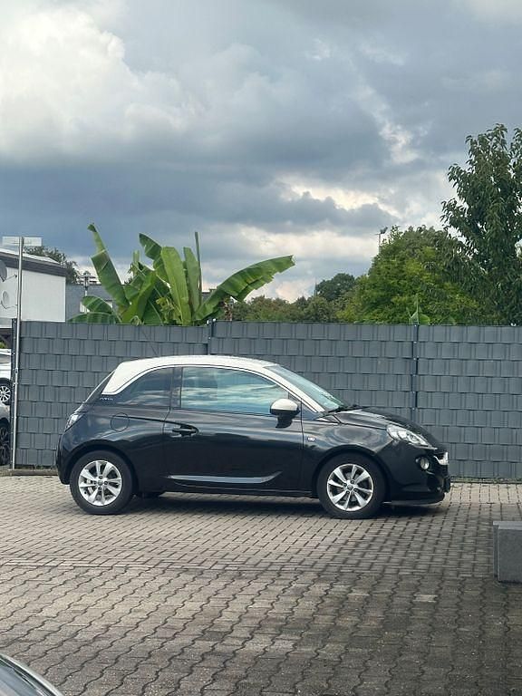 Weiß Gebraucht 2015 Opel Adam Jam Kleinwagen | 5.990 € (Guter Preis) - Bild 1/4