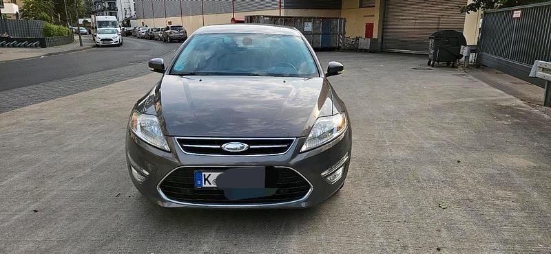 Gebraucht Ford Mondeo 203 PS (149 kW) 2011 Silber Limousine